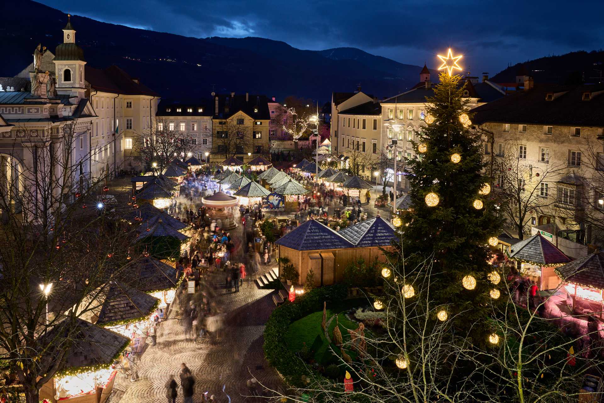 Christmas market at Brixen Cathedral Square Christmas market at Brixen Cathedral Square