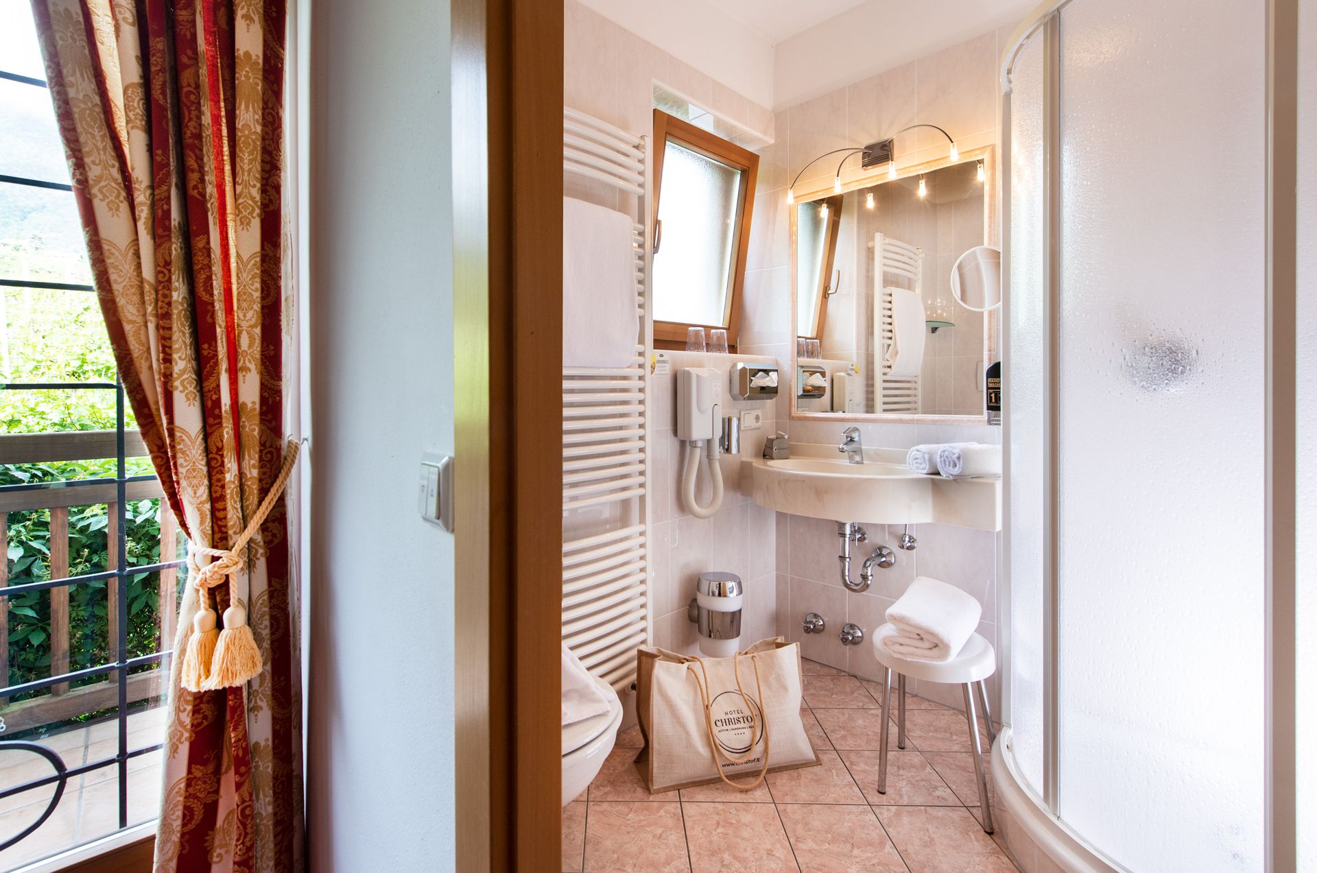 Camera matrimoniale comfort "Chardonnay" - bagno