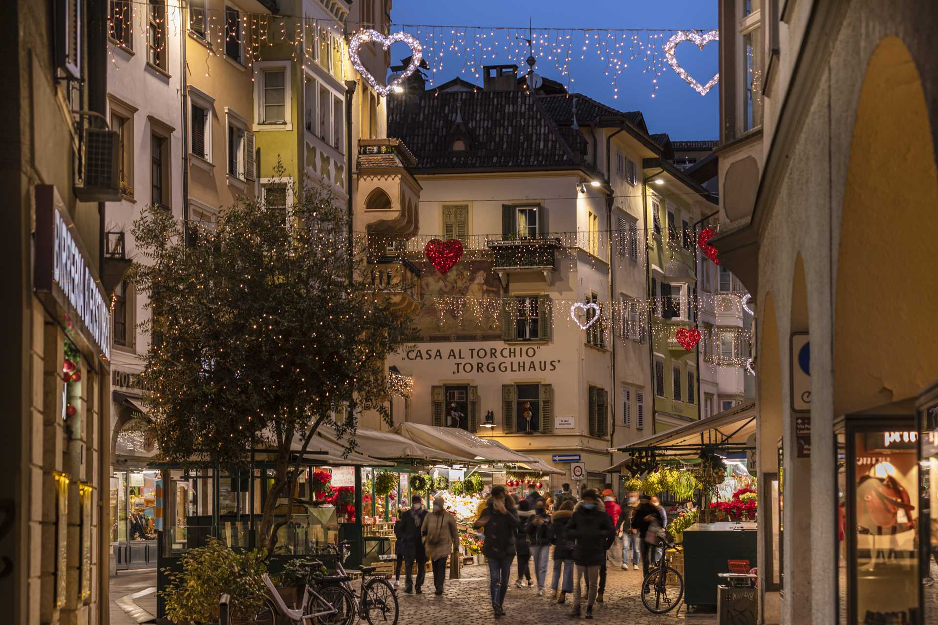Obstplatz in Bozen zur Weihnachtszeit