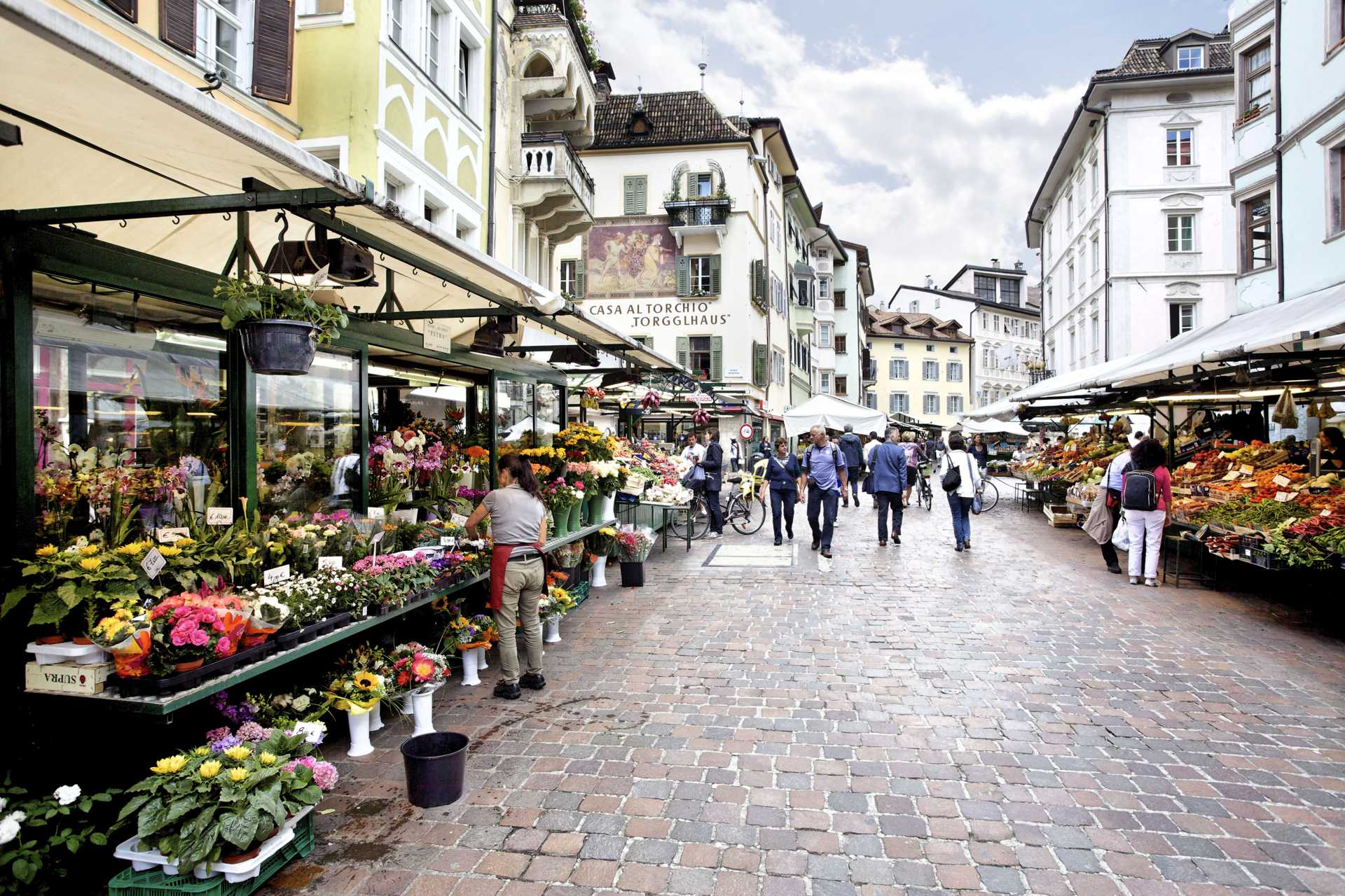 der Obstmarkt in Bozen Bozen Obstmarkt
